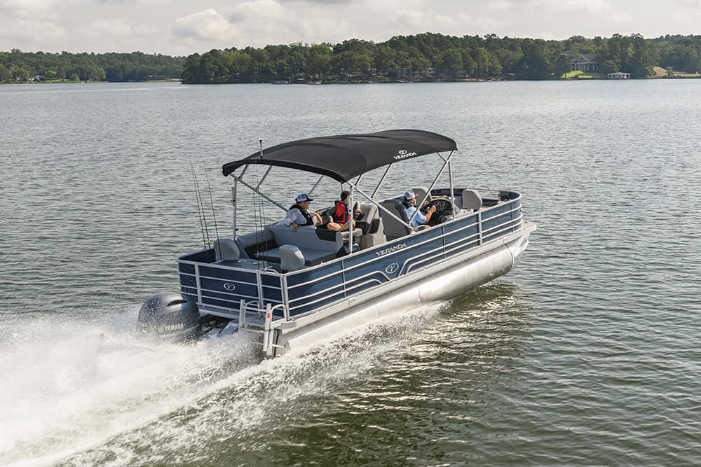 VF22F4 Deluxe 02w Veranda Luxury Pontoons