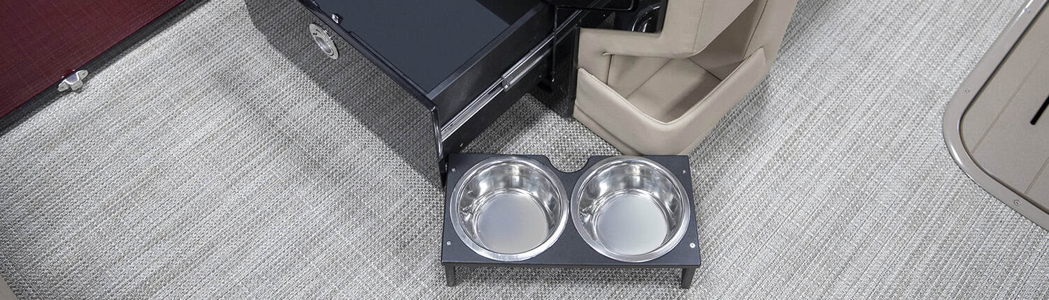 09-VR250VLB-DogBowl